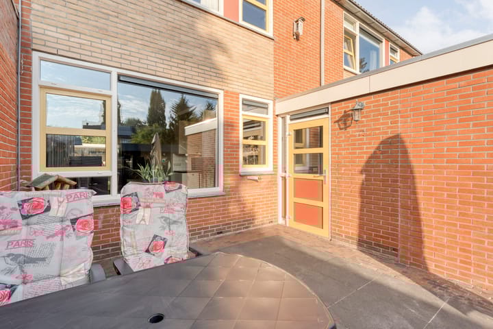 Foto 31 van Meester Cassastraat 58