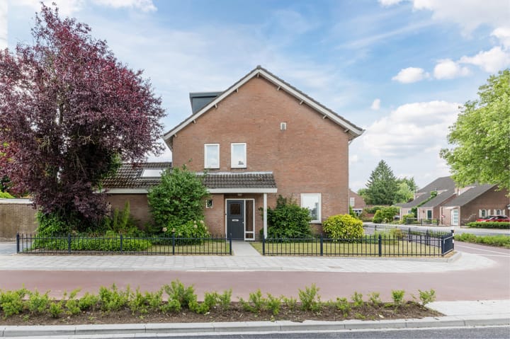 Foto 2 van Nieuwe Waalreseweg 2