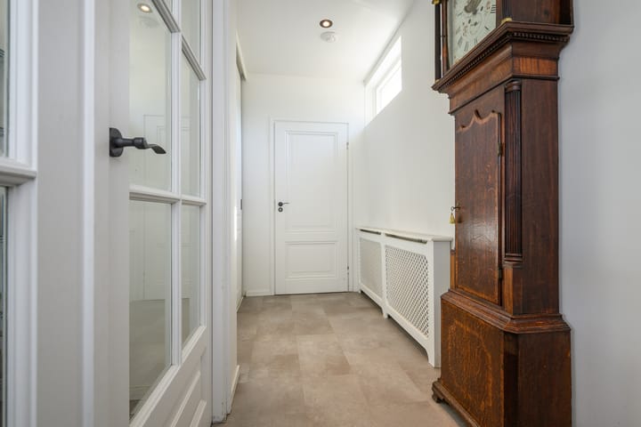 Photo 9 of Nieuw-Loosdrechtsedijk 198-A