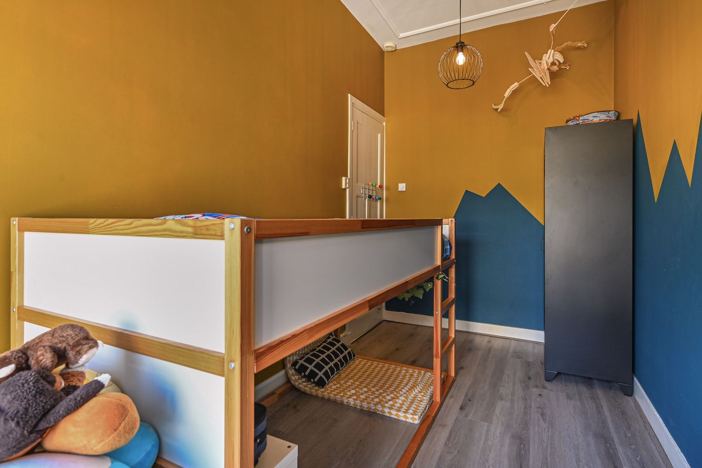 Photo 19 of Abeelstraat 18