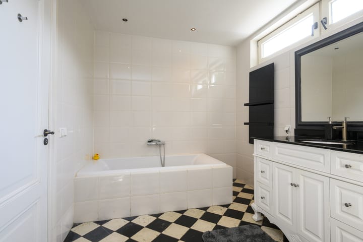 Photo 18 of Nieuw-Loosdrechtsedijk 198-A