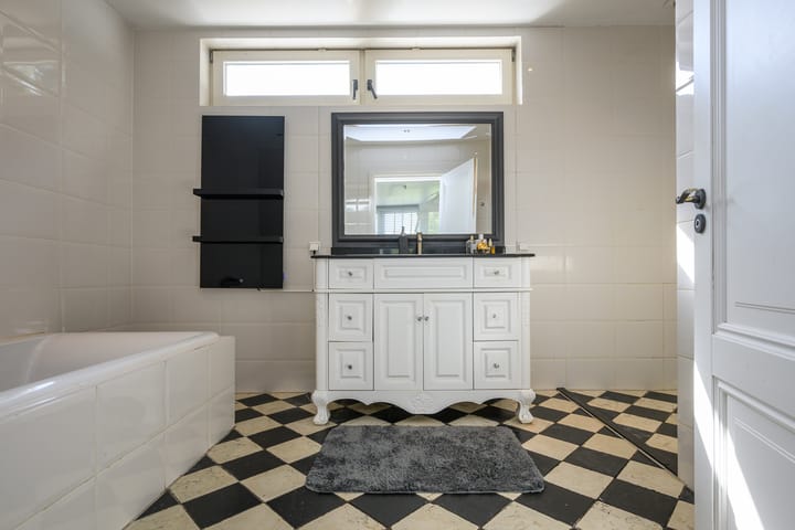 Photo 19 of Nieuw-Loosdrechtsedijk 198-A