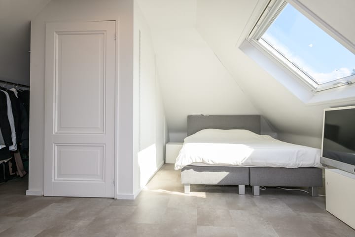 Photo 25 of Nieuw-Loosdrechtsedijk 198-A