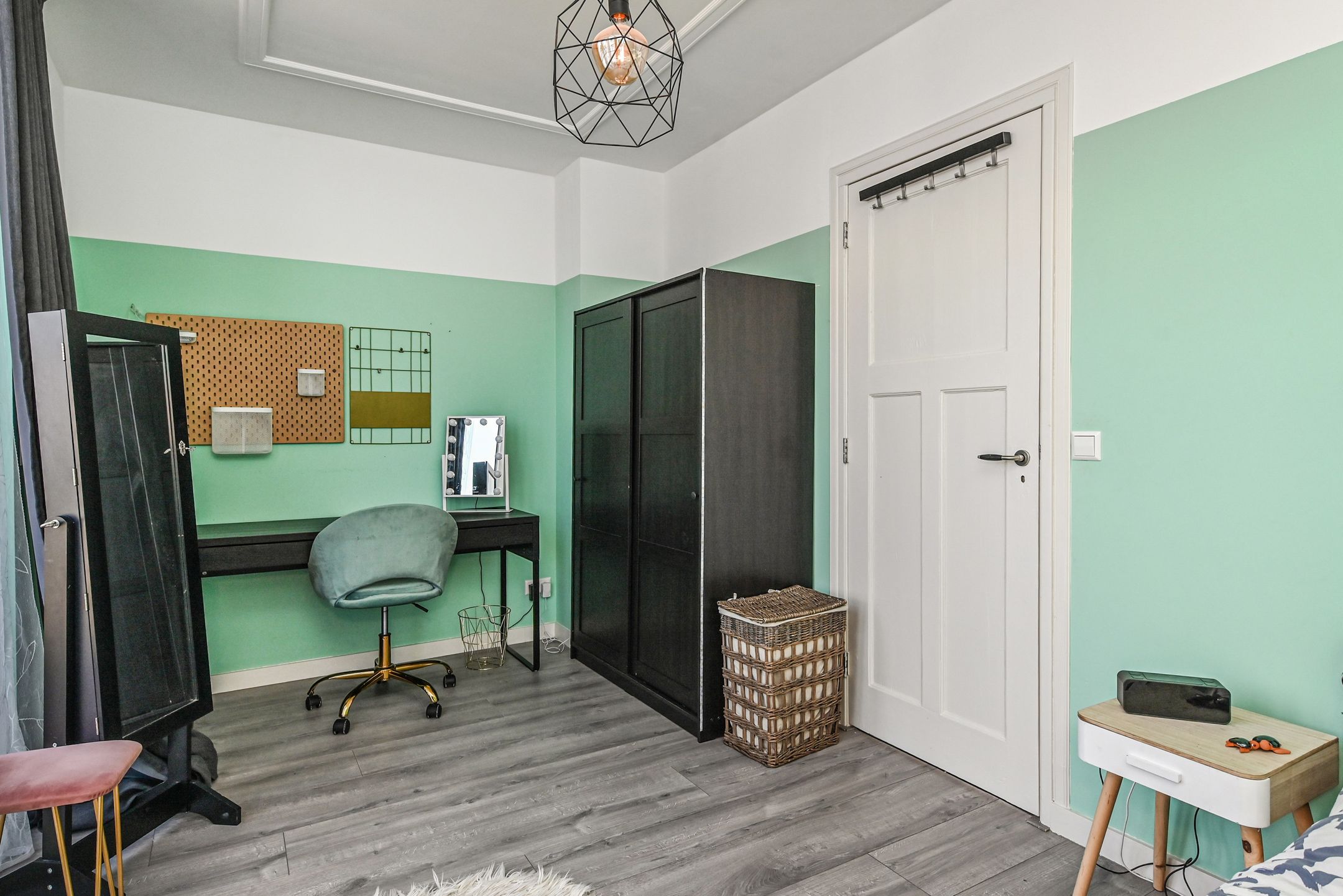 Photo 33 of Abeelstraat 18