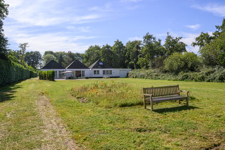 Photo 39 of Nieuw-Loosdrechtsedijk 198-A