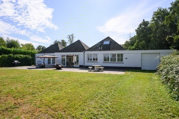 Photo 43 of Nieuw-Loosdrechtsedijk 198-A