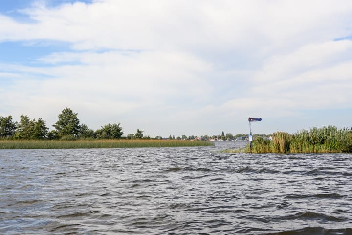 Photo 47 of Nieuw-Loosdrechtsedijk 198-A