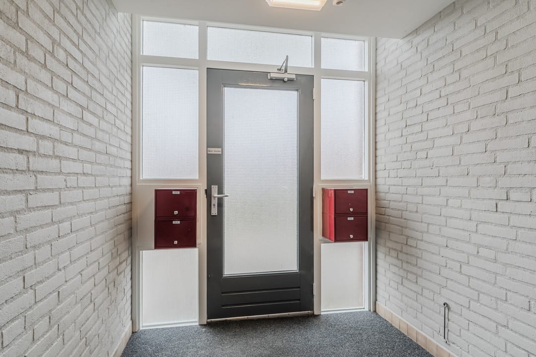 Photo 7 of Bredaseweg 31-D