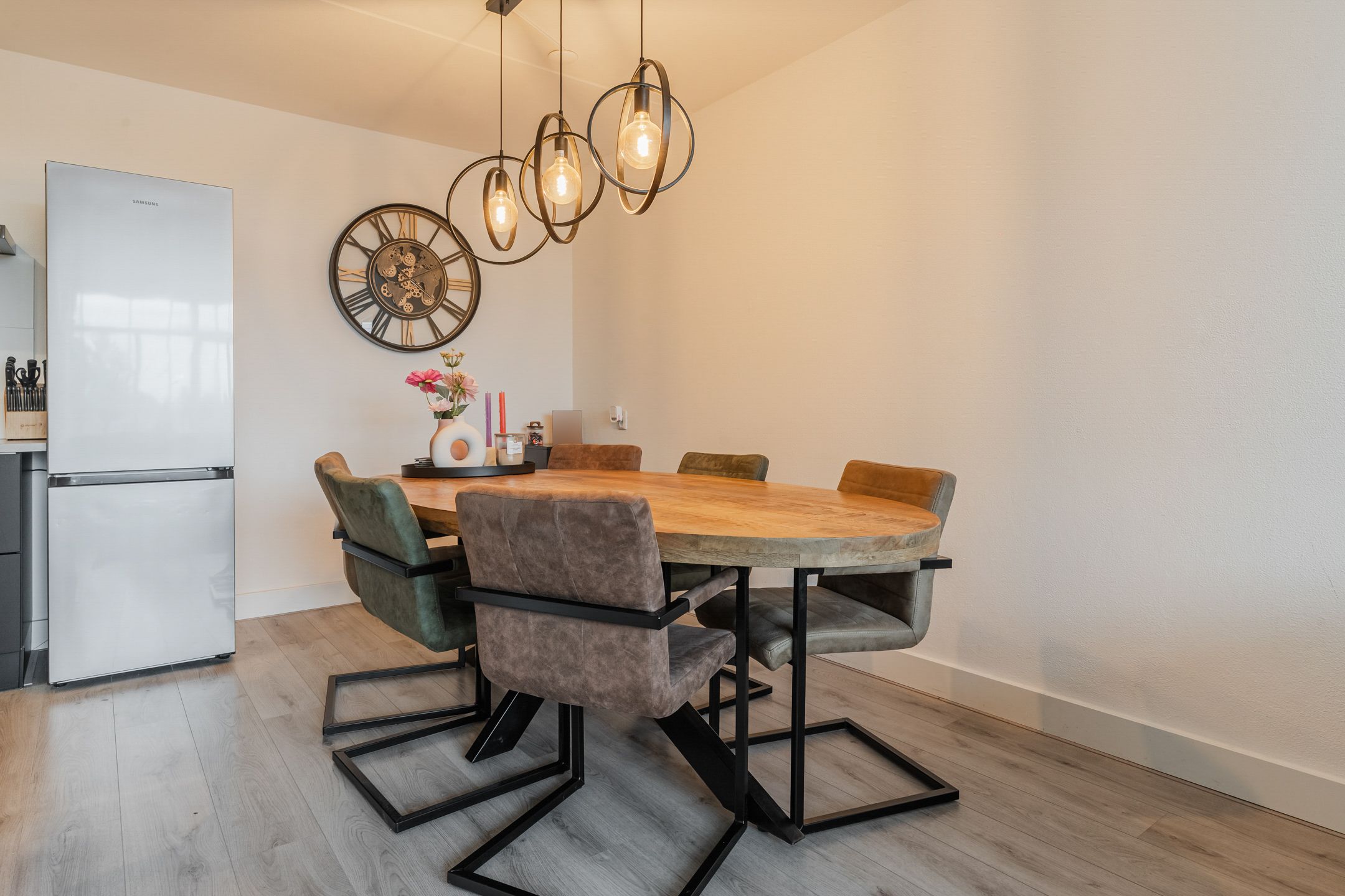 Photo 18 of Bredaseweg 31-D