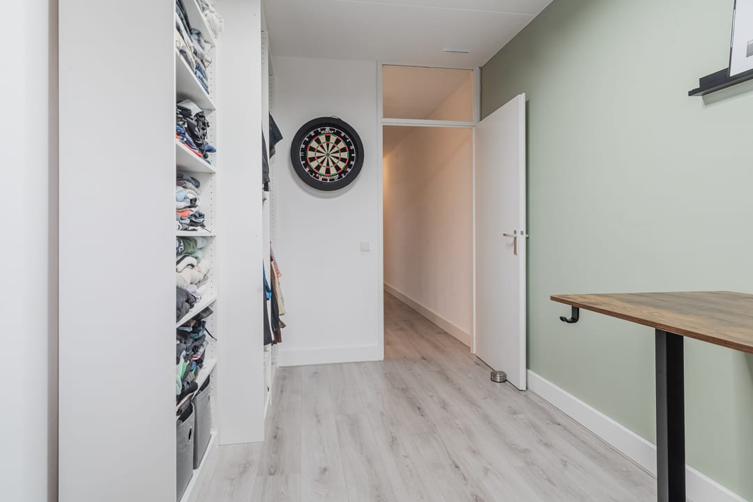 Photo 23 of Bredaseweg 31-D