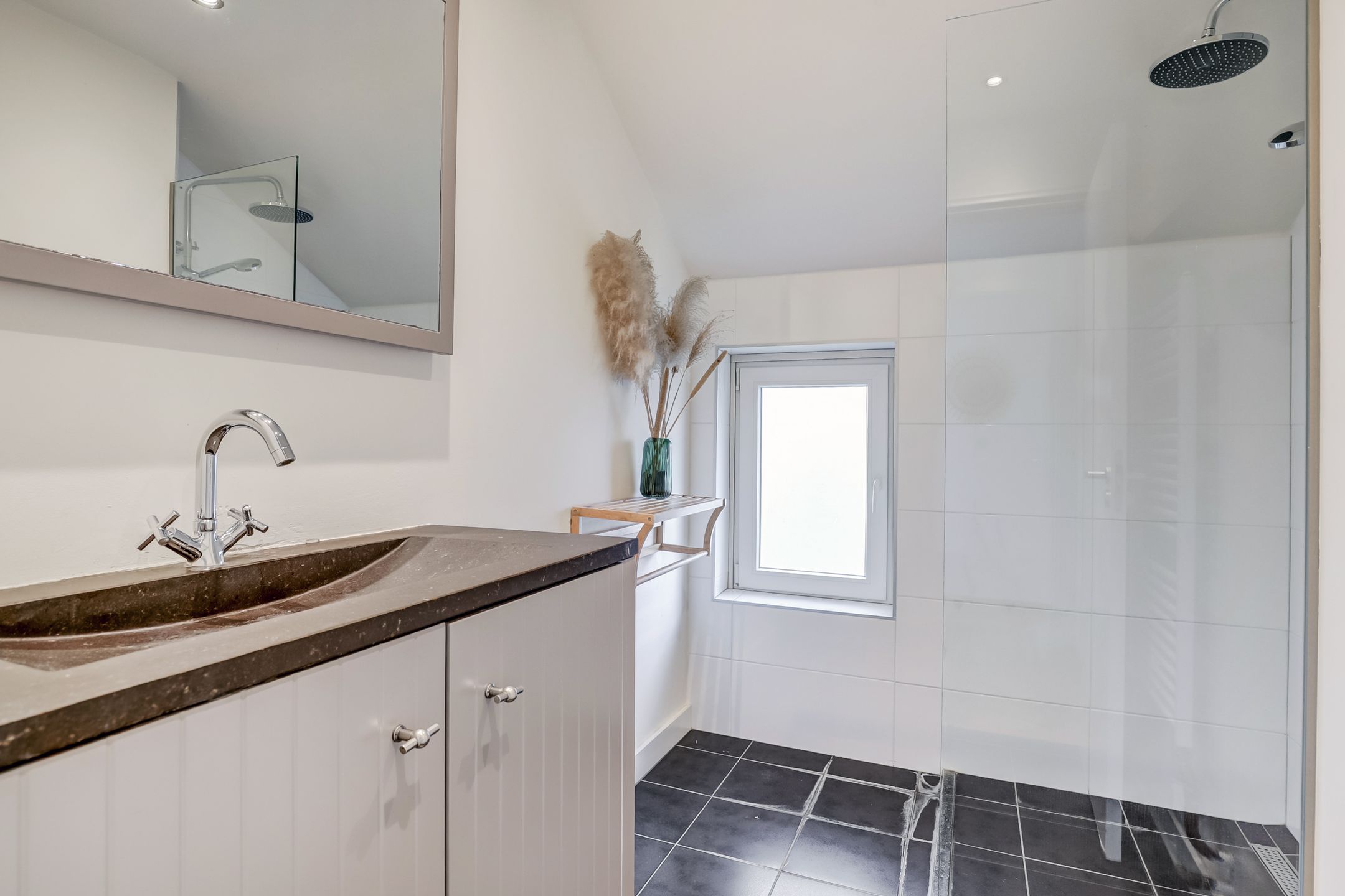 Photo 6 of Pater van den Heuvelstraat 4