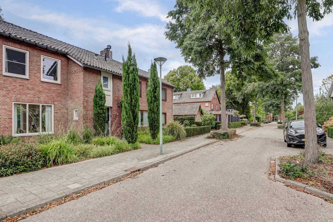 Photo 8 of Pater van den Heuvelstraat 4