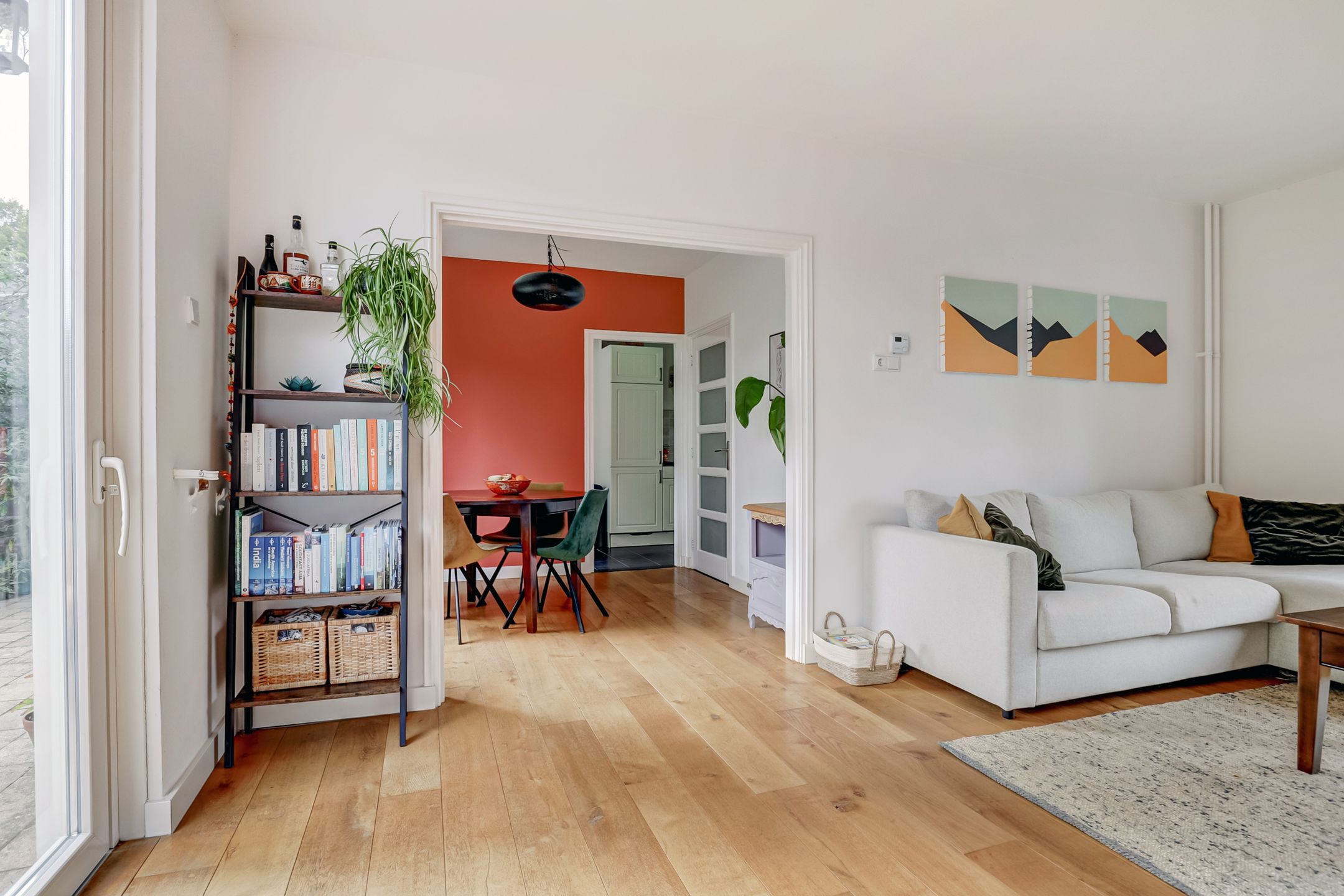 Photo 15 of Pater van den Heuvelstraat 4