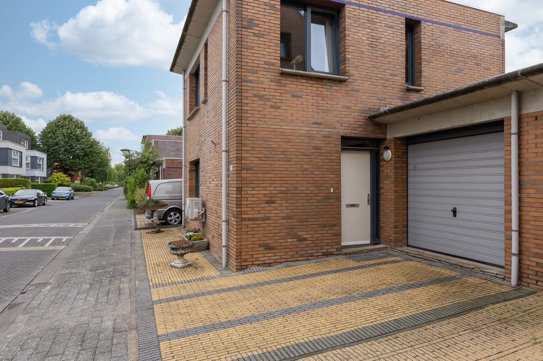 Photo 2 of Antiguastraat 33