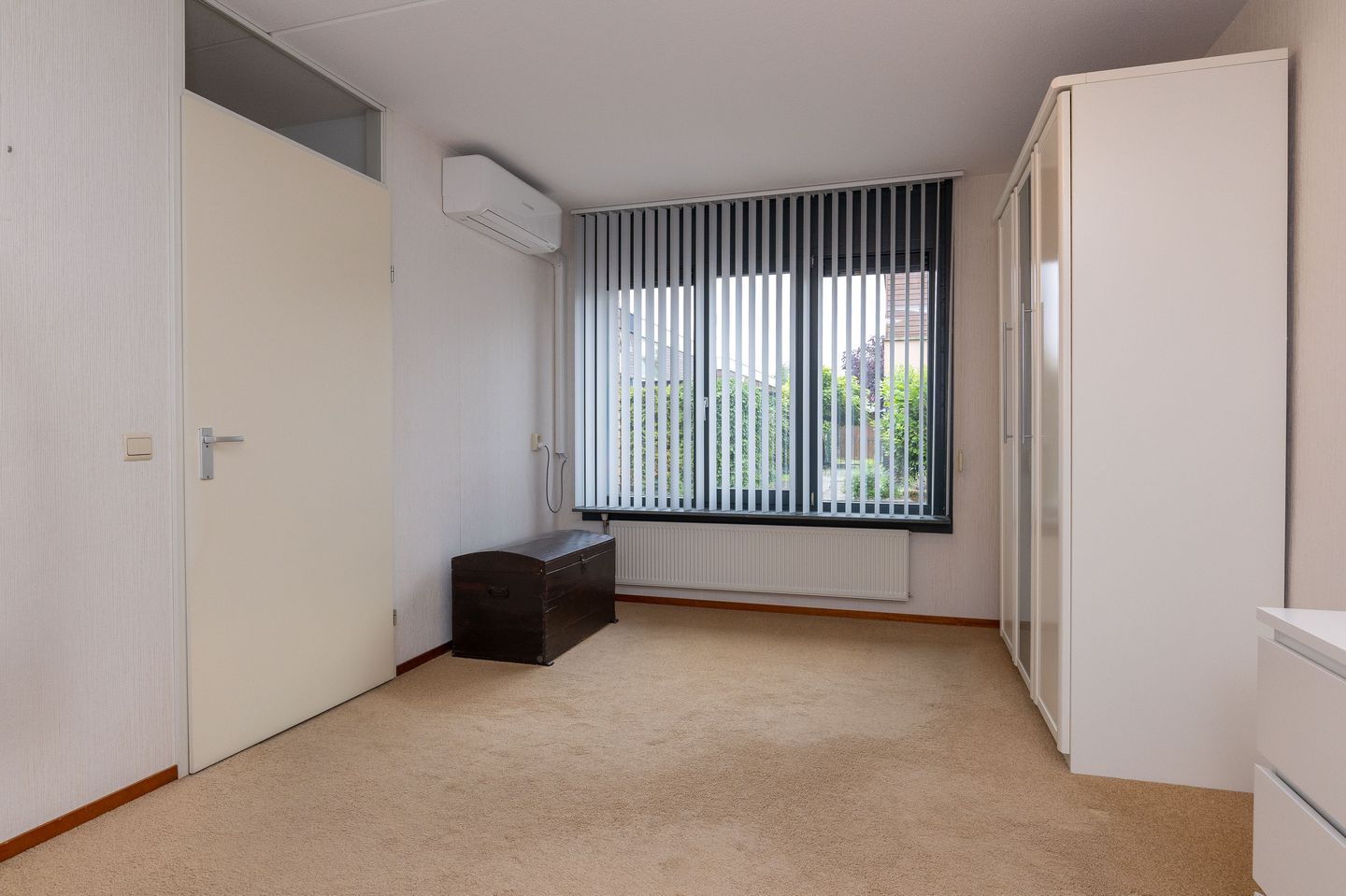 Photo 19 of Antiguastraat 33