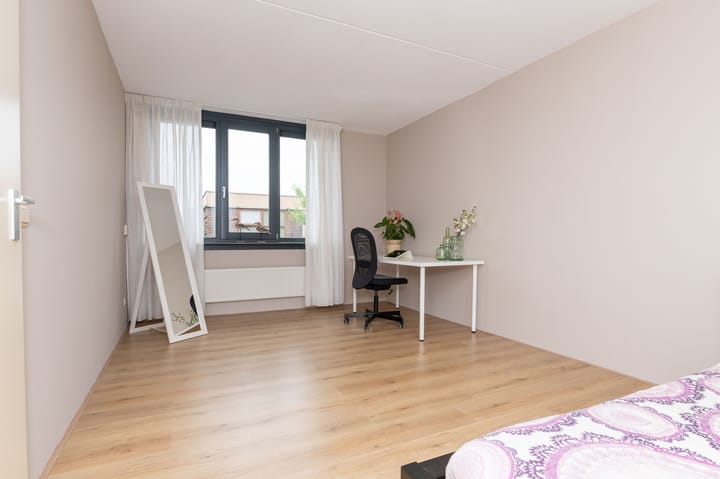 Foto 23 van Antiguastraat 33