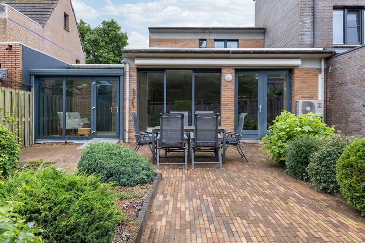 Foto 34 van Antiguastraat 33