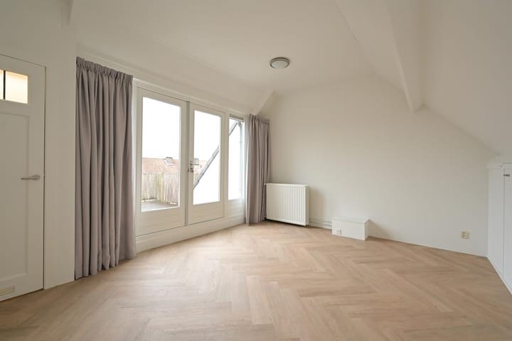 Photo 18 of Laan van Nieuw Oosteinde 244