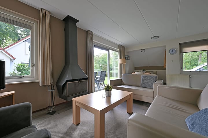 Photo 5 of Zwembadweg 1-057