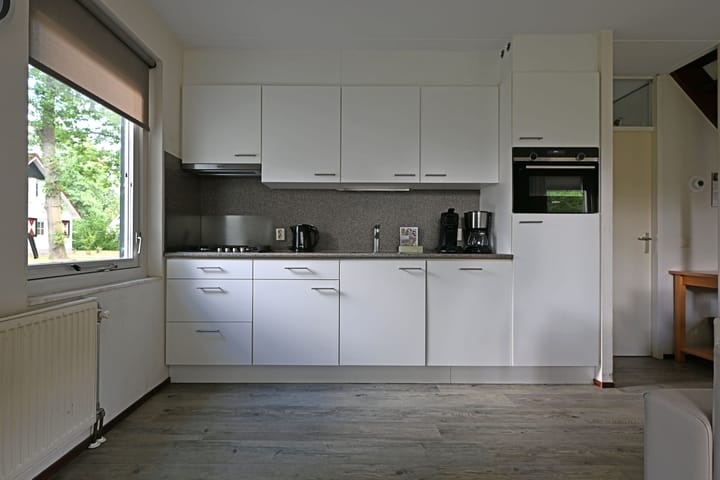 Photo 8 of Zwembadweg 1-057