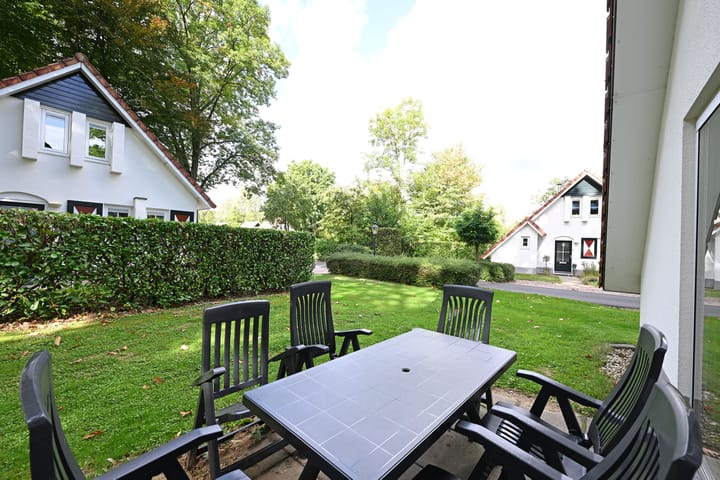 Photo 20 of Zwembadweg 1-057