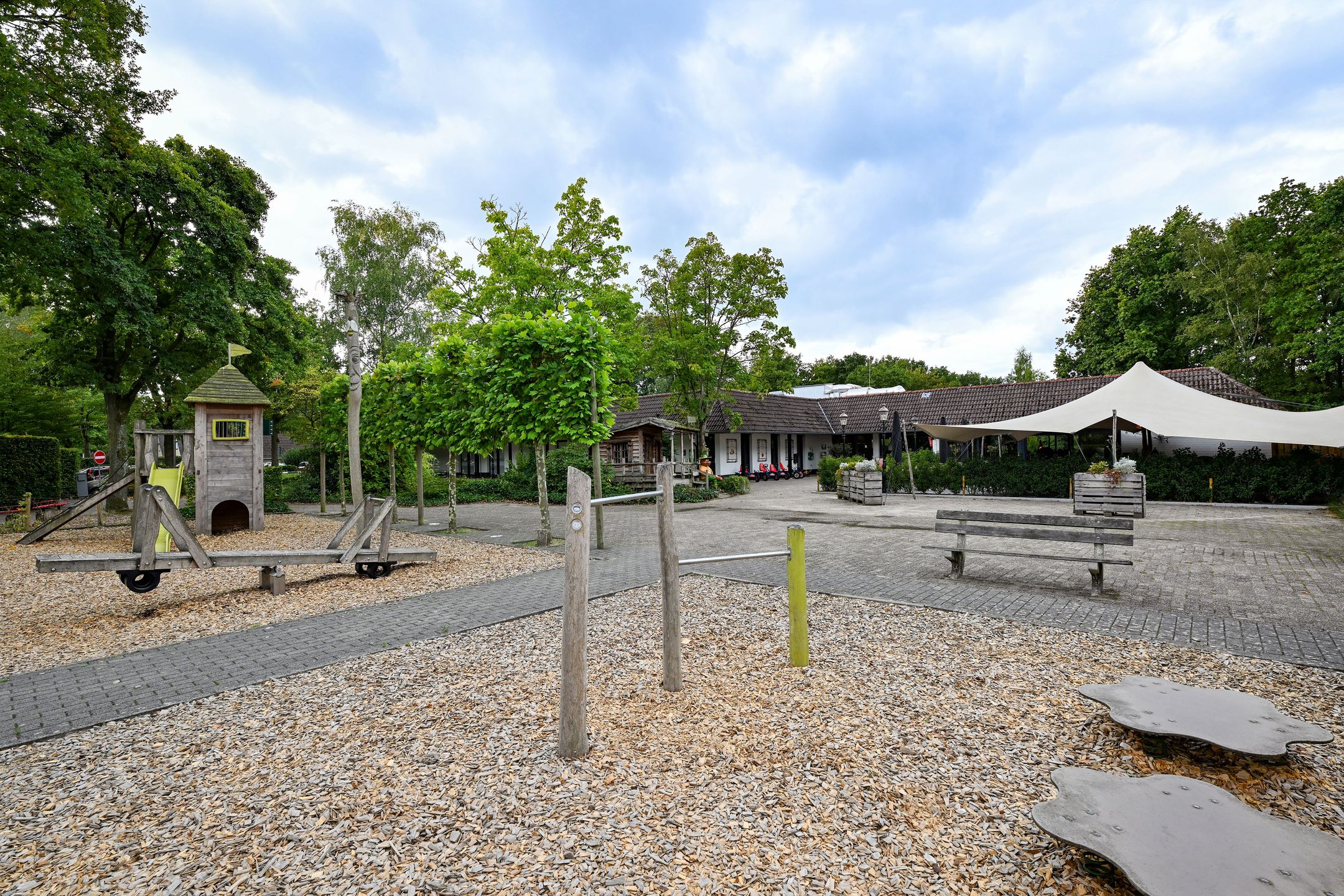 Photo 27 of Zwembadweg 1-057