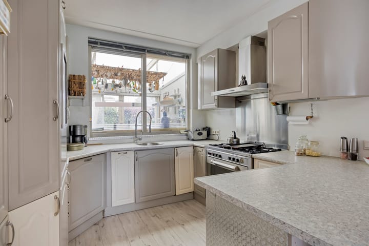 Photo 4 of Dr.de Brouwerlaan 7