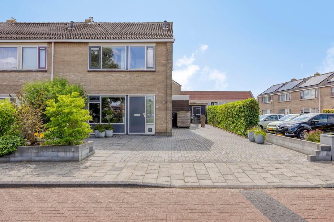 Photo 1 of Weth. Vosstraat 18