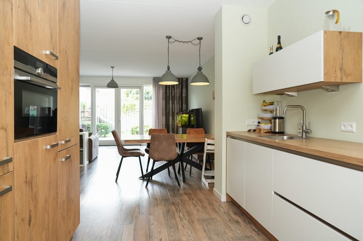 Foto 3 van Bollenhoef 10