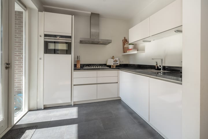 Photo 10 of Bernard Zweerslaan 11