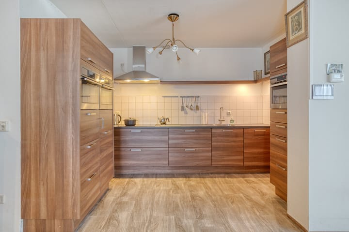 Foto 16 van Generaal Maczeklaan 2-C