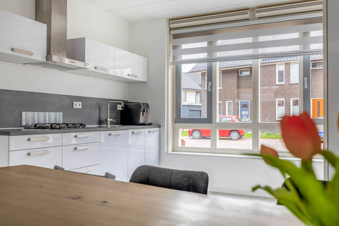 Foto 11 van Weegbree 125