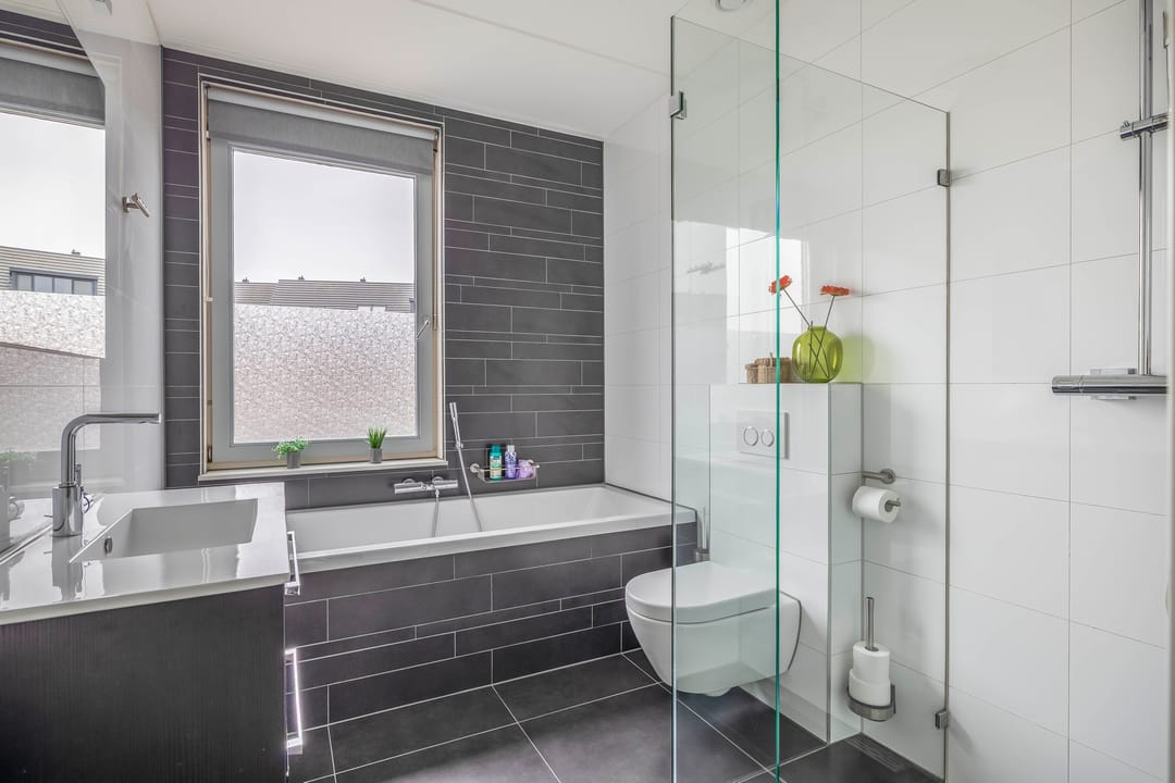 Foto 23 van Weegbree 125