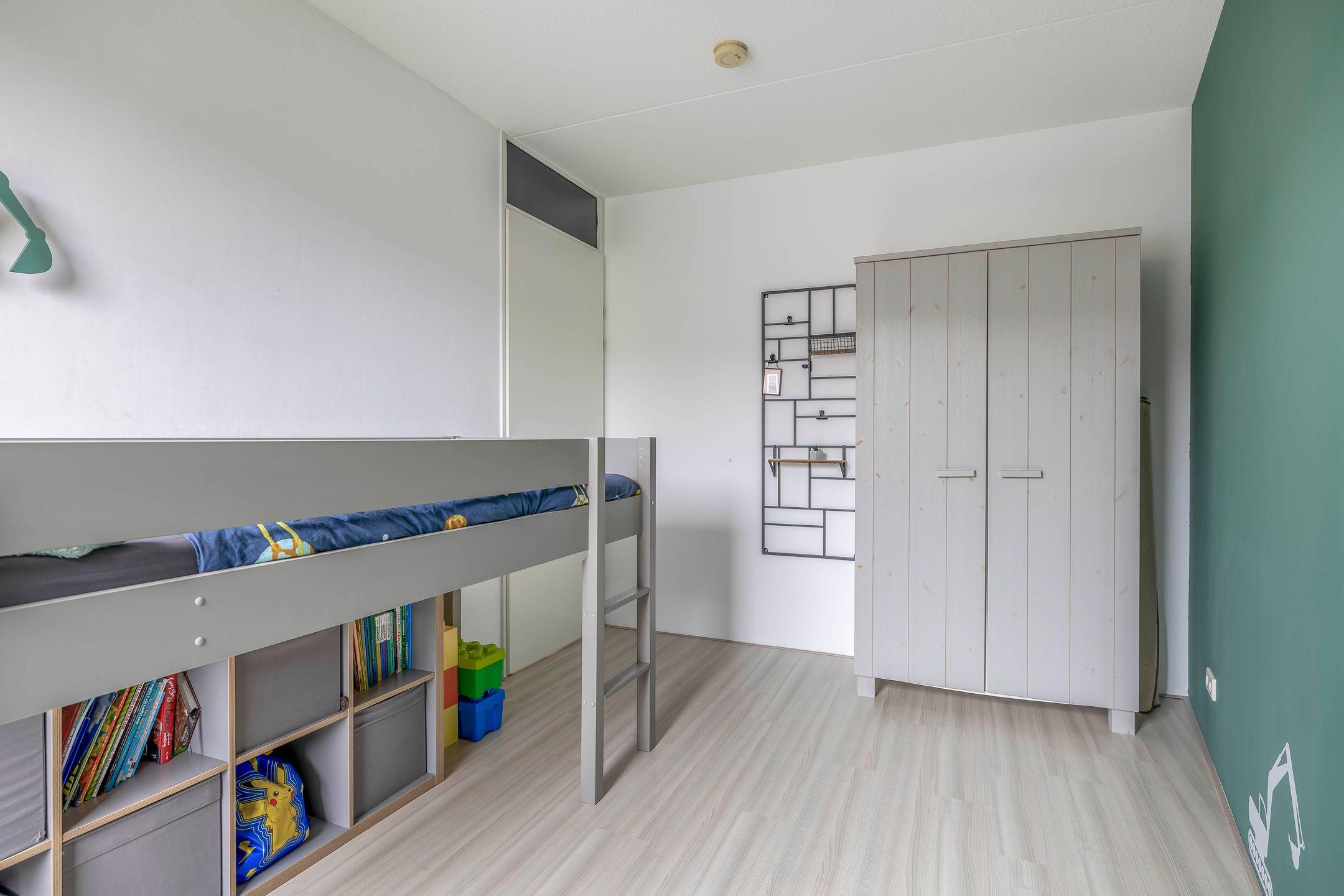 Foto 27 van Weegbree 125