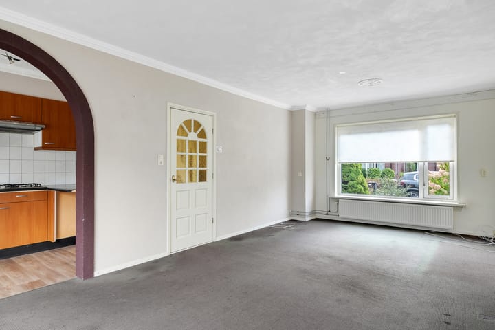 Photo 2 of A T L Hasselbachweg 9