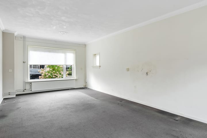 Photo 5 of A T L Hasselbachweg 9