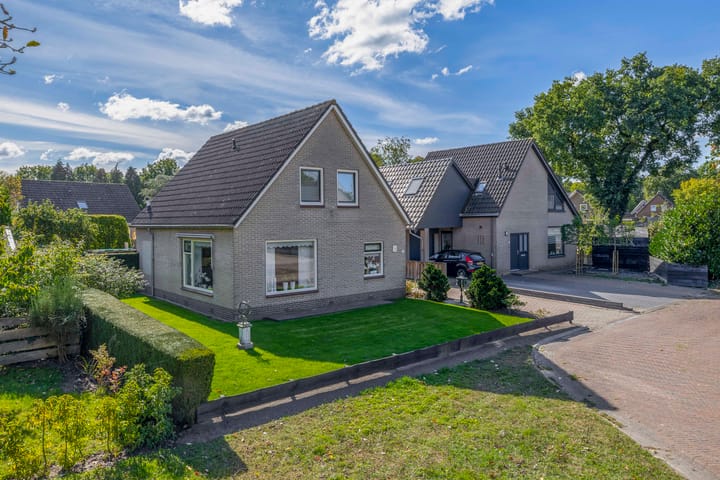 Photo 32 of Liezenveenweg 31