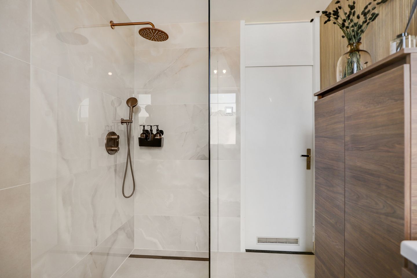 Foto 5 van Ad Weltersstraat 8