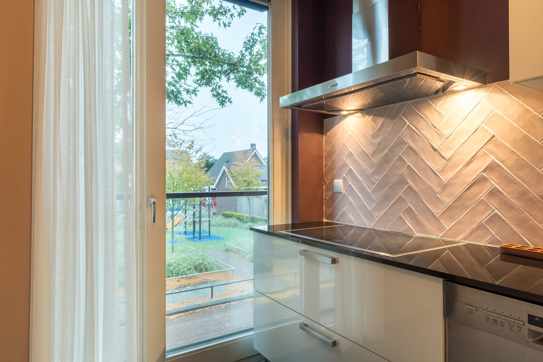 Photo 16 of Peellandstraat 74