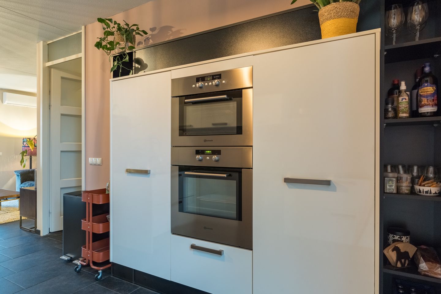 Photo 19 of Peellandstraat 74