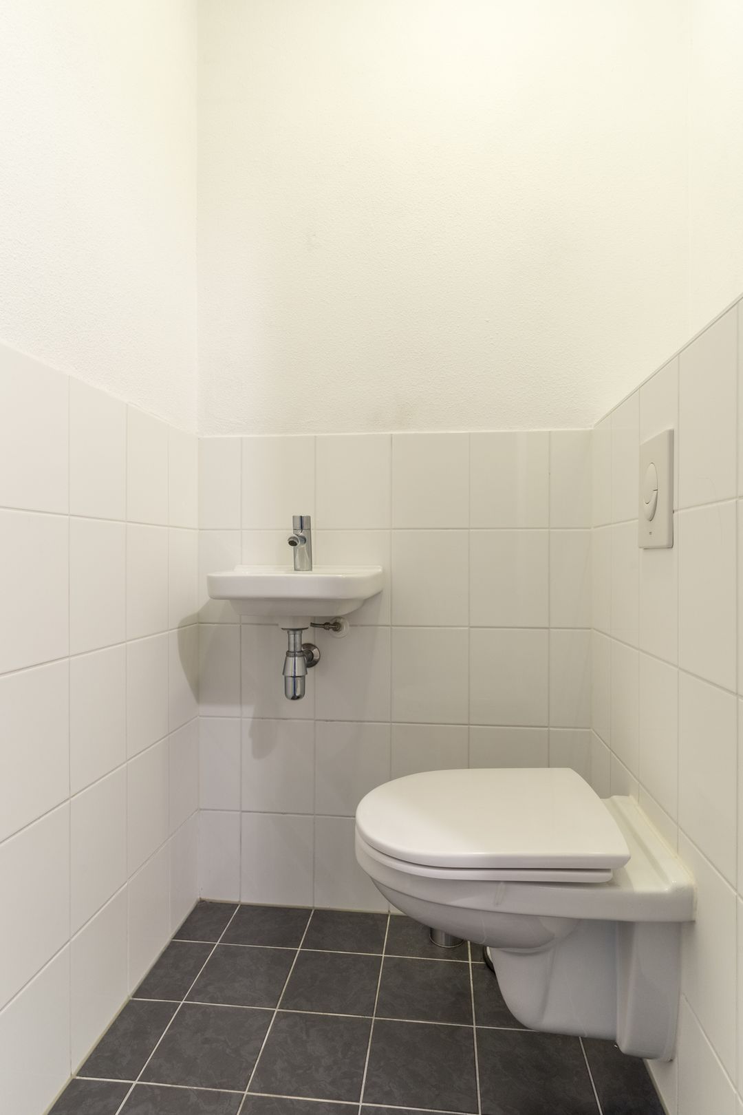 Photo 23 of Peellandstraat 74