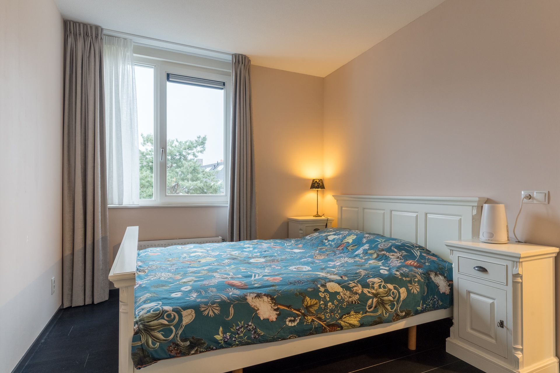 Photo 24 of Peellandstraat 74