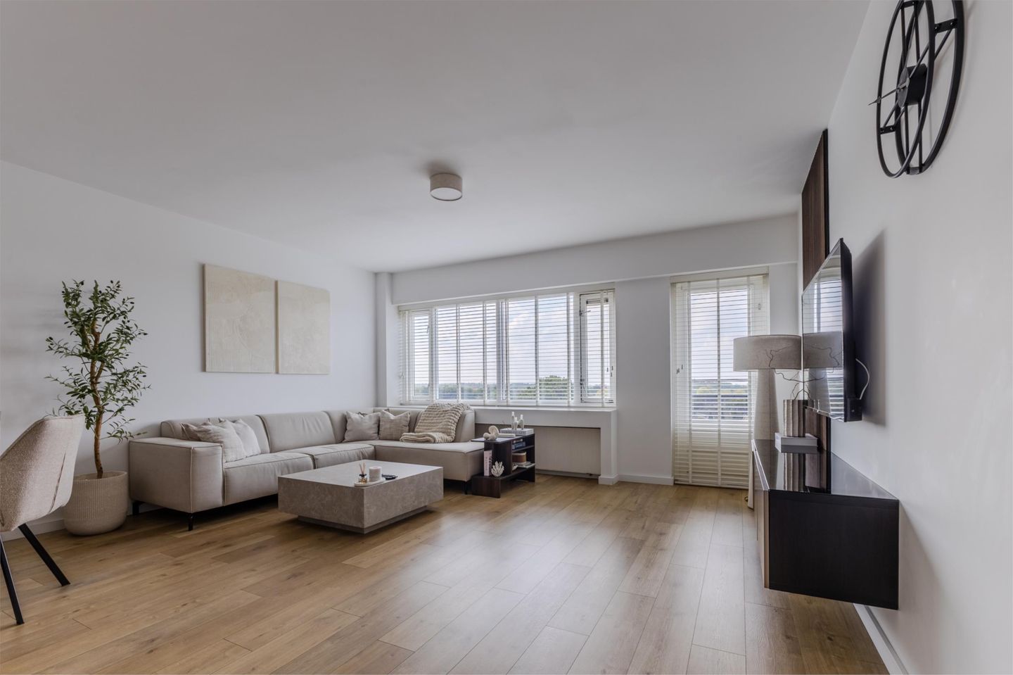 Photo 1 of Nederlandplein 90