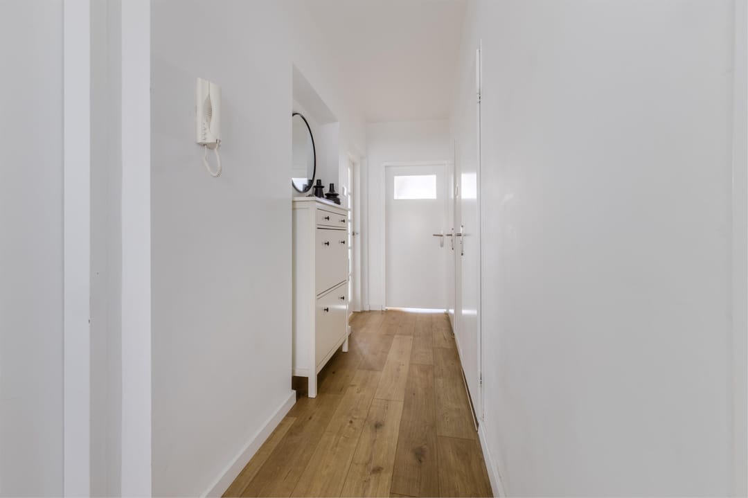 Foto 13 van Nederlandplein 90