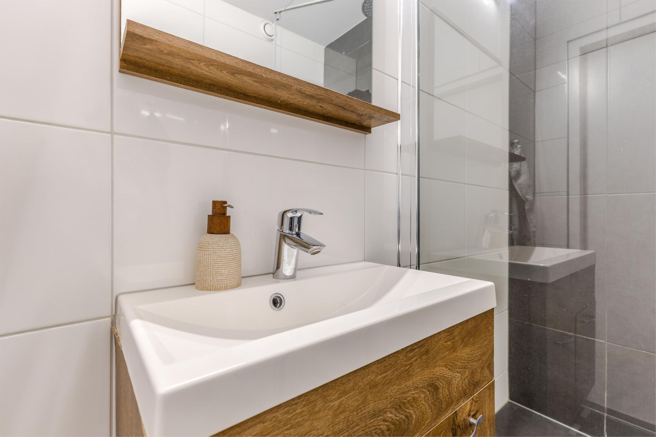 Foto 24 van Nederlandplein 90