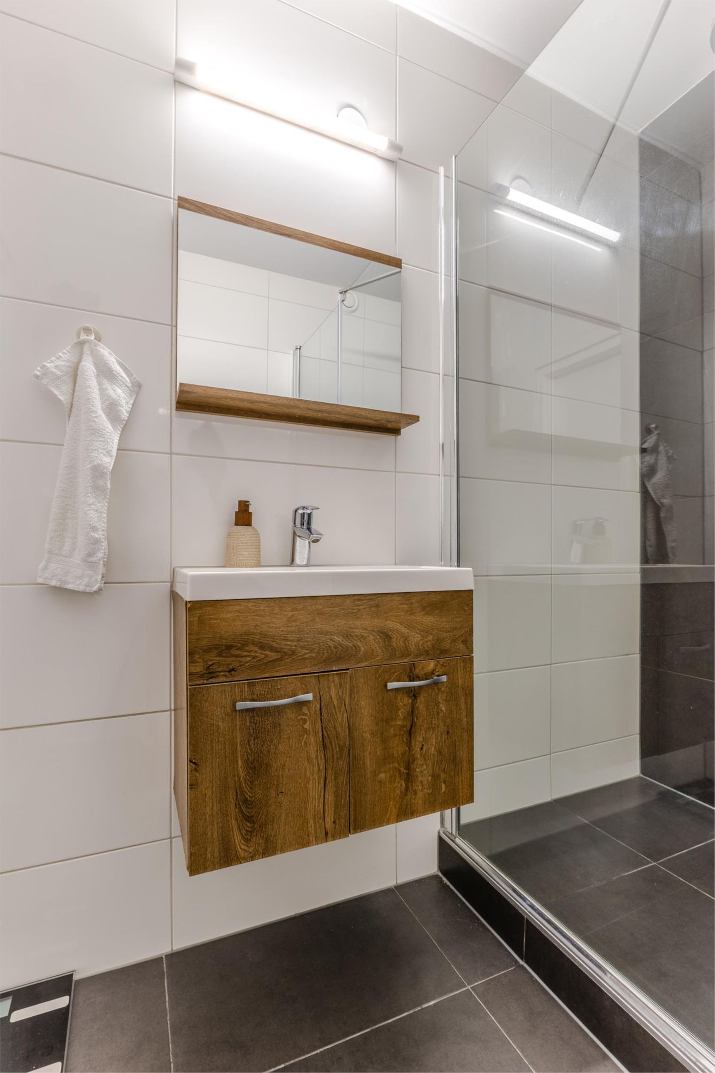 Foto 25 van Nederlandplein 90