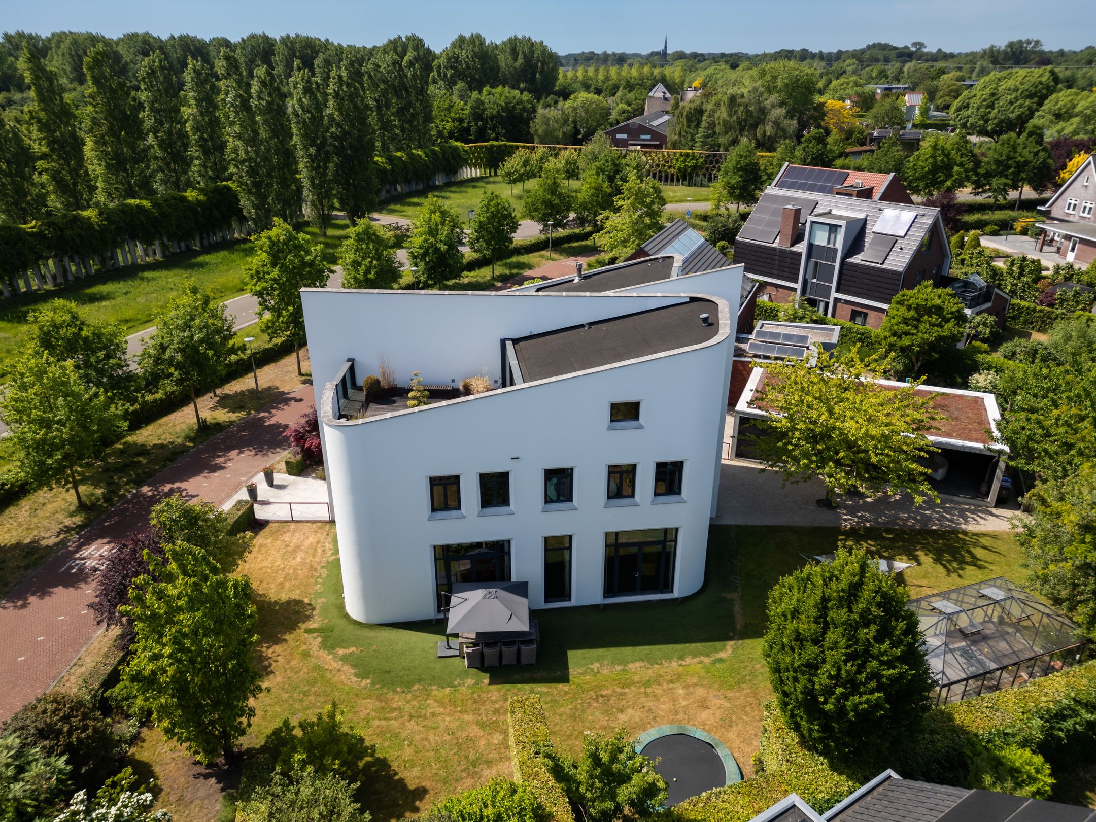 Foto 12 van Max Ernstlaan 8