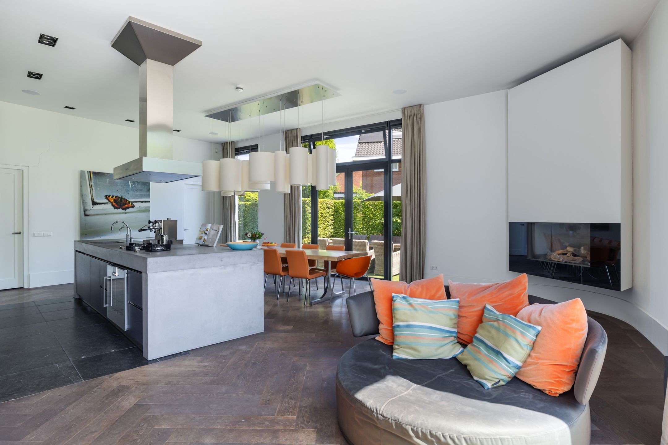 Foto 30 van Max Ernstlaan 8