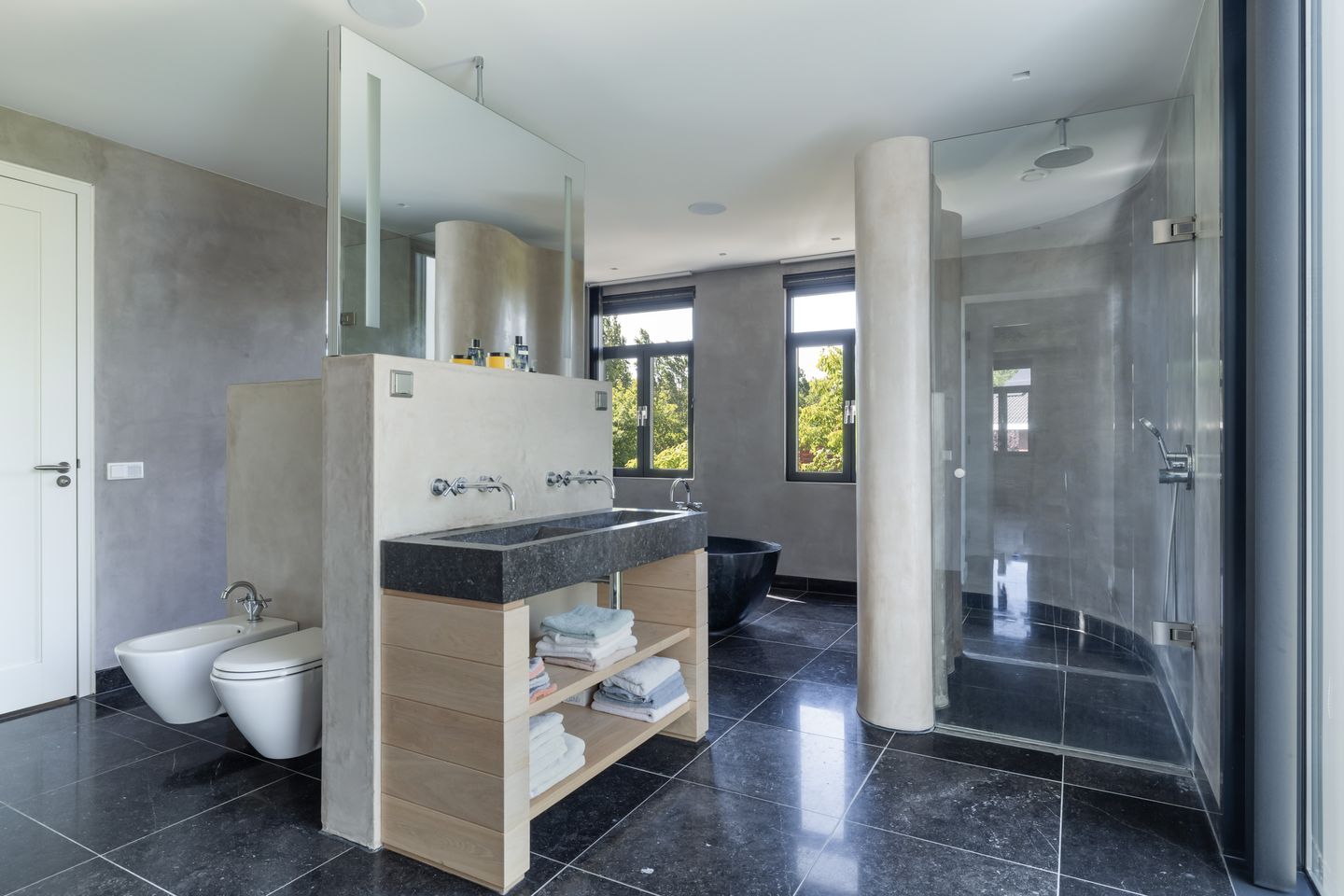 Foto 49 van Max Ernstlaan 8