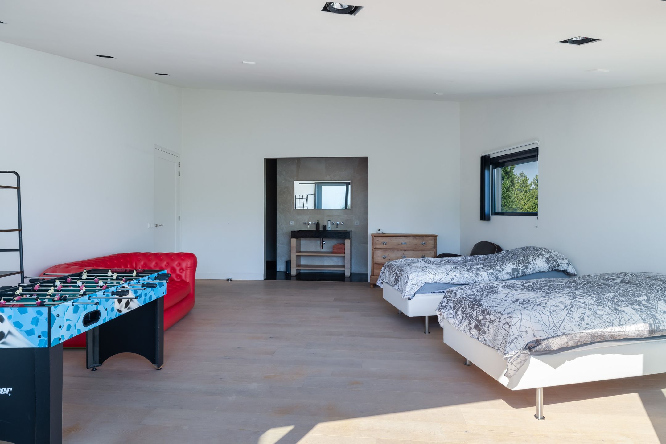 Foto 63 van Max Ernstlaan 8